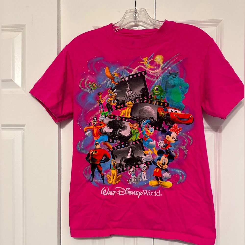 EUC Small Disney Parks Icons & Characters Women’s T-Shirt